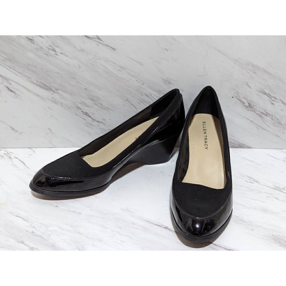 Ellen Tracy Women's Black Reagan Patent Leather Fabric 2.5" Wedge Heel Size 8M